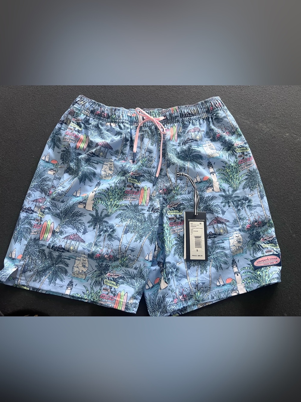 Vineyard Vines Chappy Trunks Keys Toucan size small NWT